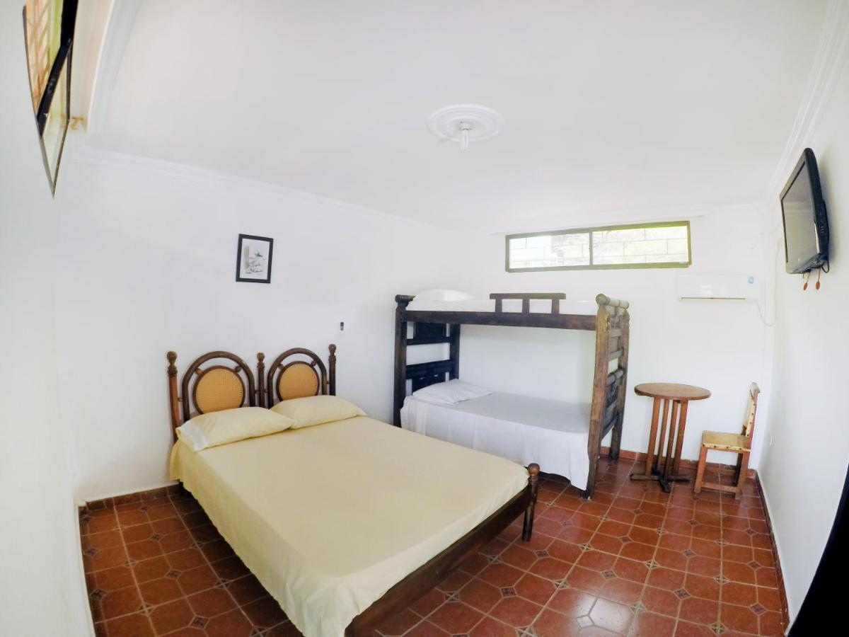 Hostal Dumbira Taganga Εξωτερικό φωτογραφία